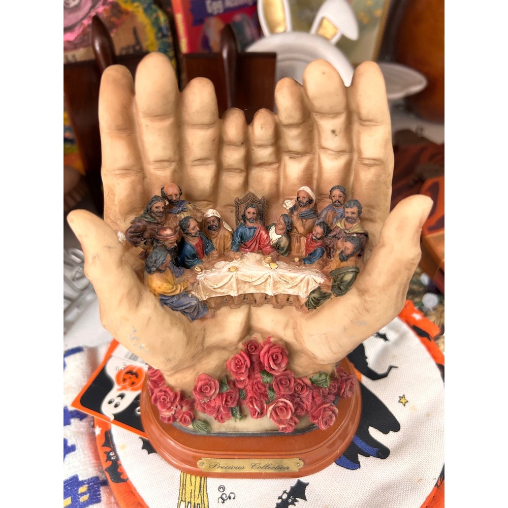 Precious Collection The Last Supper Figurine In Hands With Roses Religious Decor